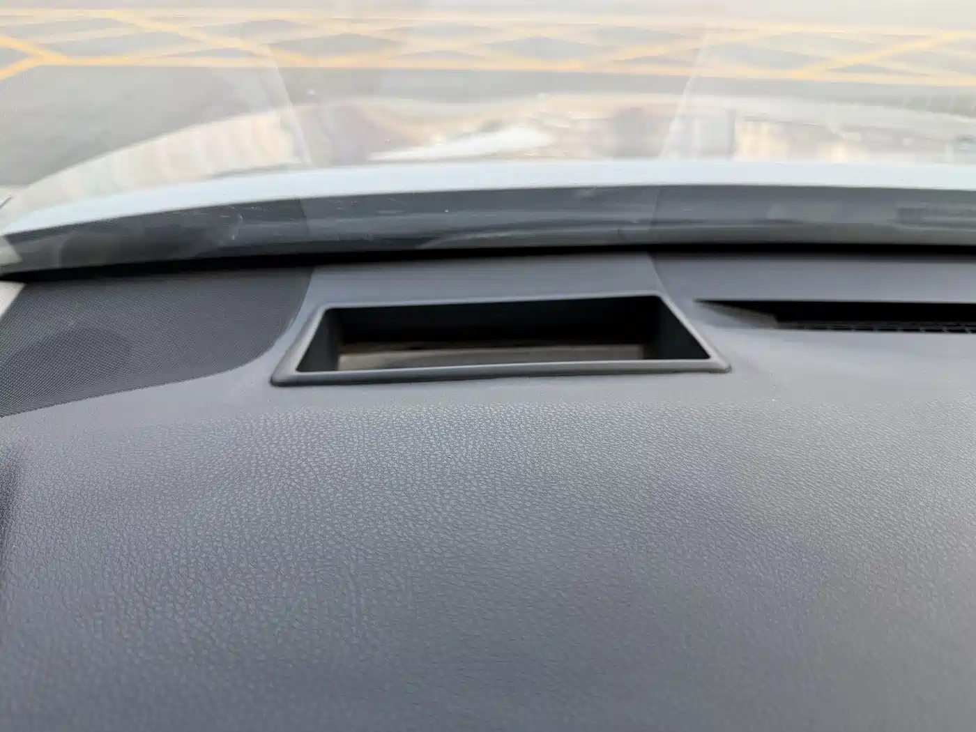 Toyota Camry 2021 2.5G Luxury Edition фото 10