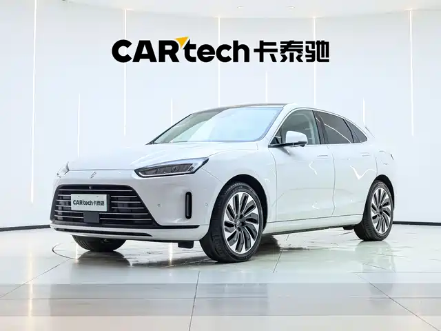 AITO Wenjie AITO M5