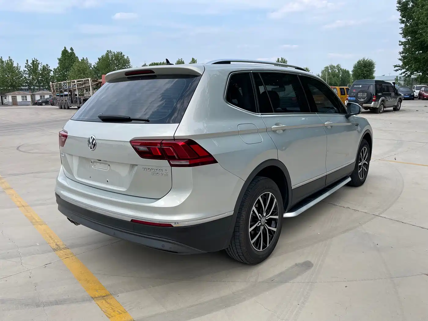 Volkswagen Tiguan L 2017 330TSI Automatic 2WD Luxury Edition фото 3