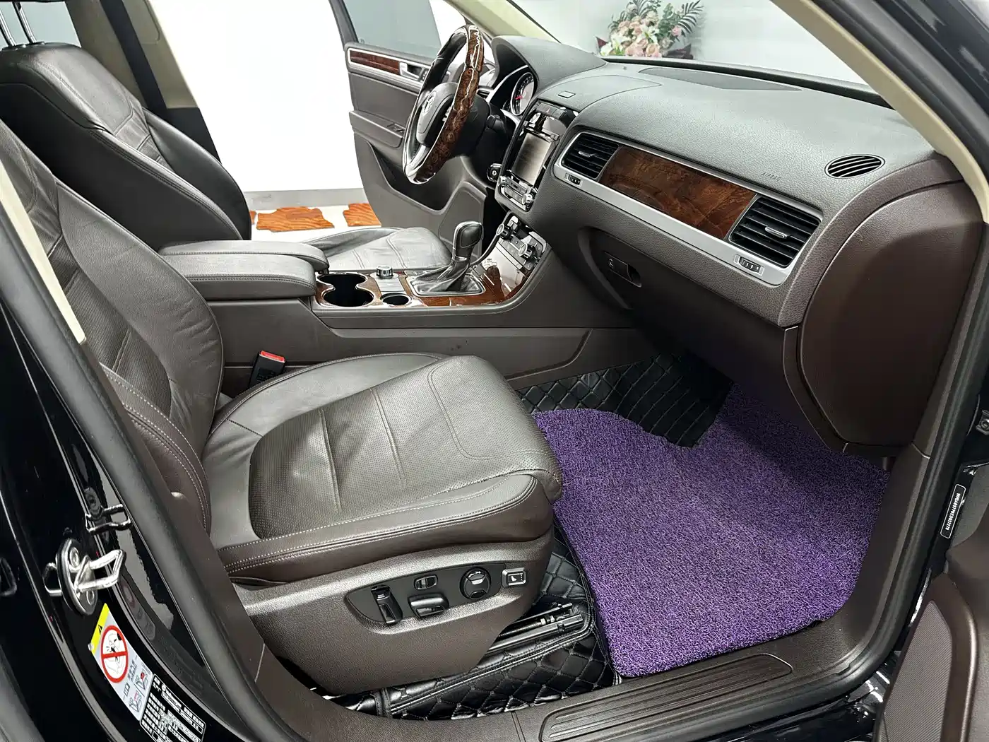 Volkswagen Touareg 2011 3.0TSI Standard фото 17