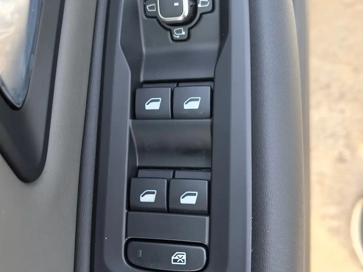 CITROEN VERSAILLES C5 X