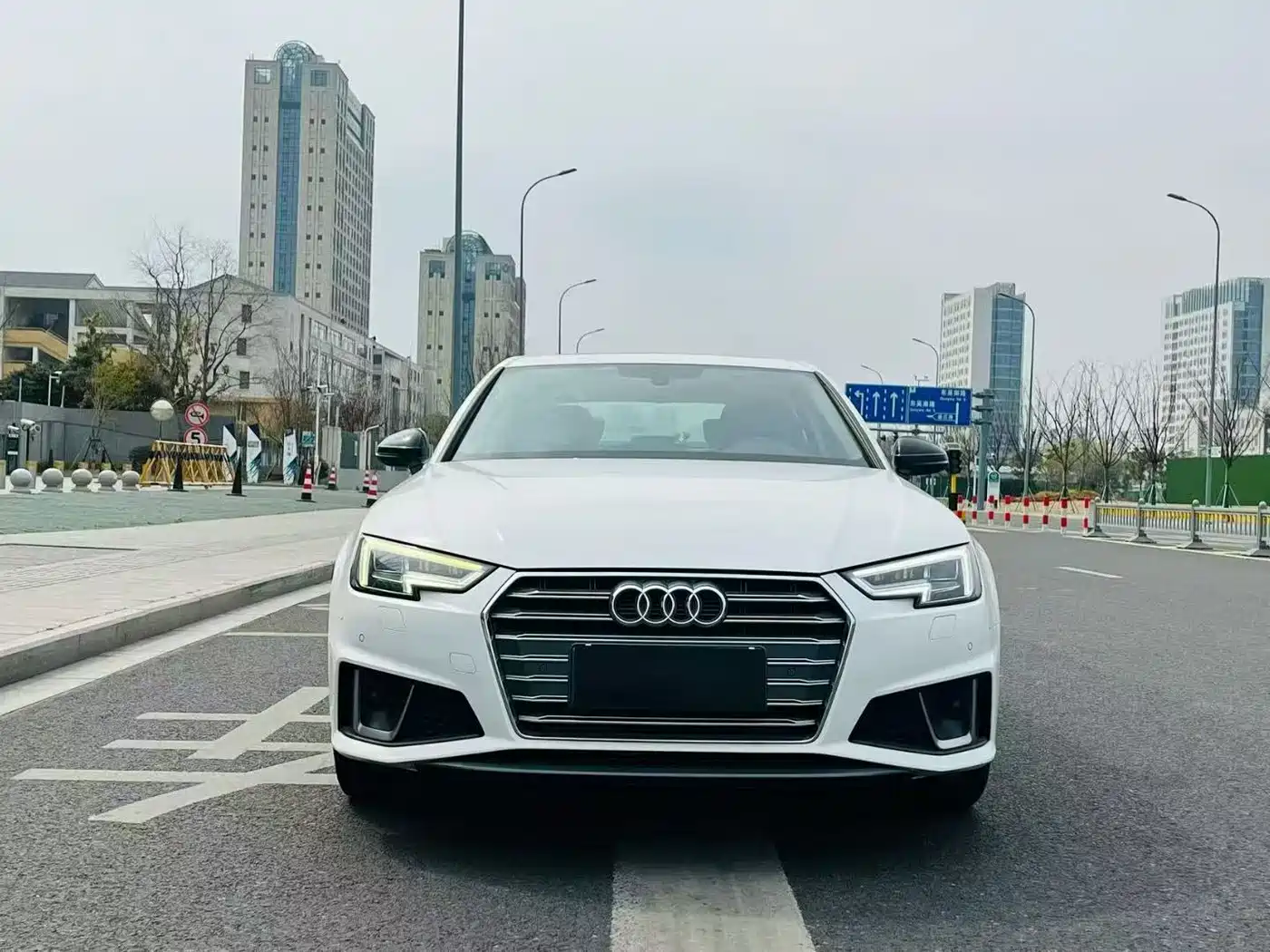 Audi A4L 2019 40 TFSI Fashion (China VI) фото 2