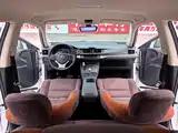 Фото 7 - Lexus CT