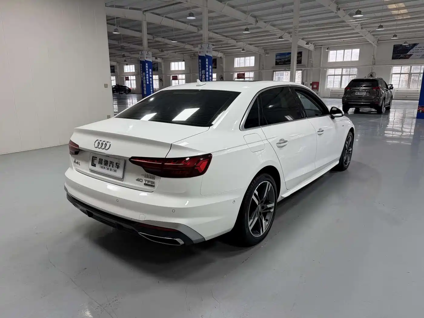 Audi A4L 2020 40 TFSI quattro Luxury Dynamic фото 4