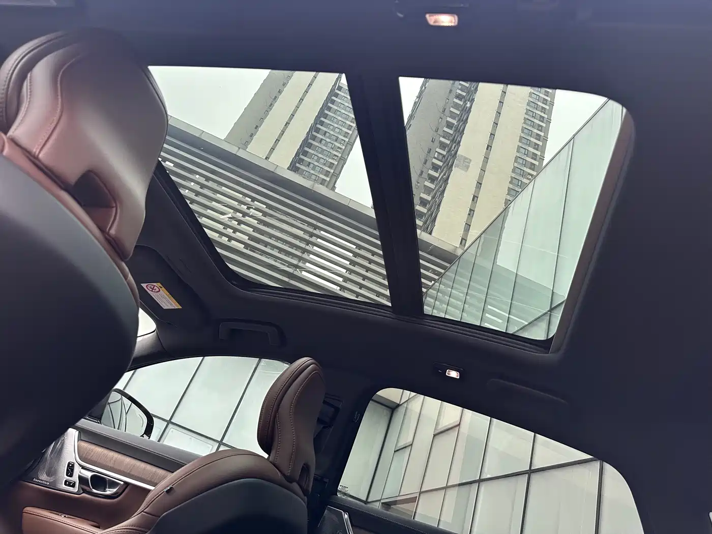 VOLVO S90 PLUG IN HYBRID