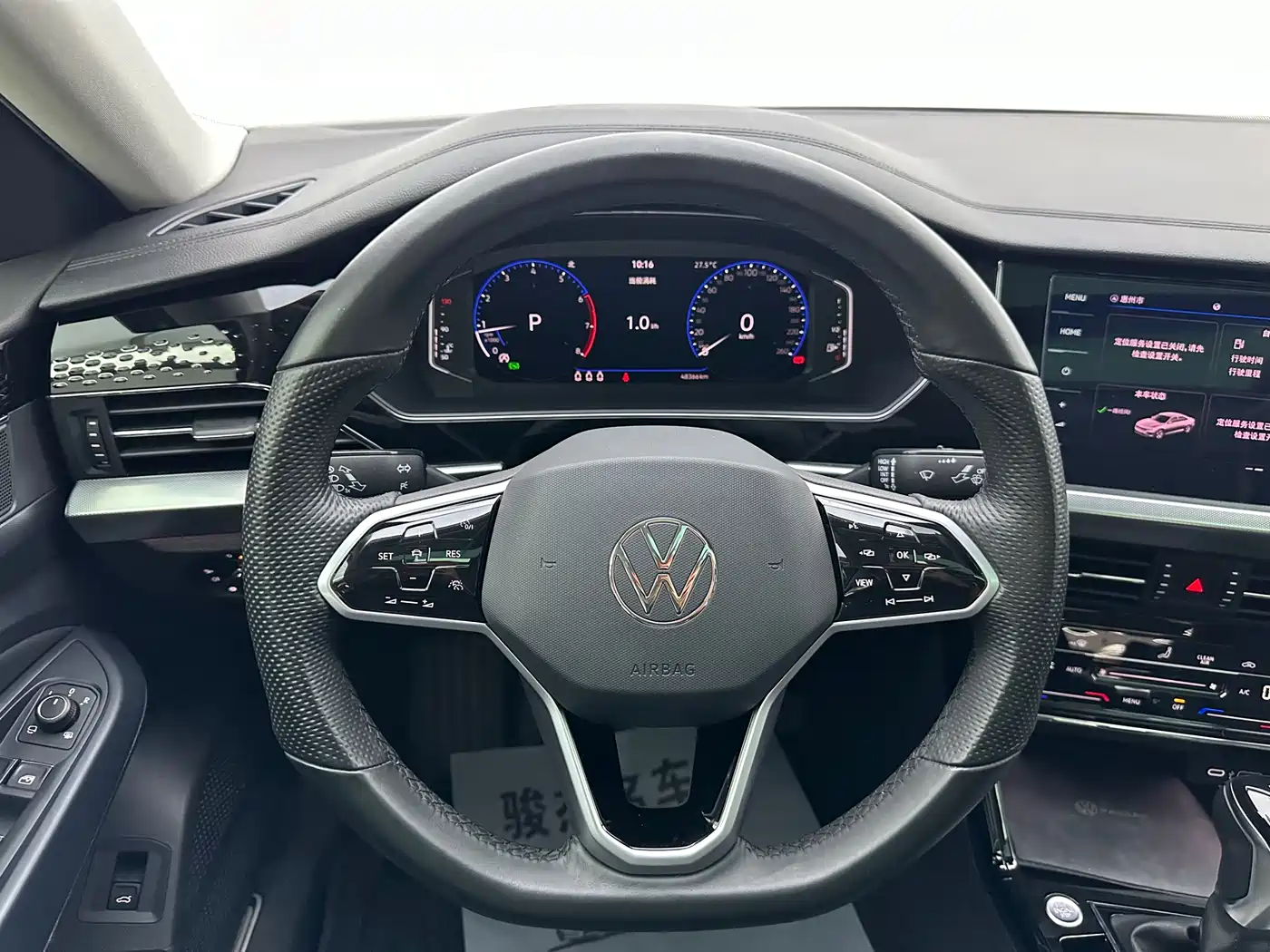 Volkswagen Passat 2023 330TSI Starlight Premium Edition фото 12