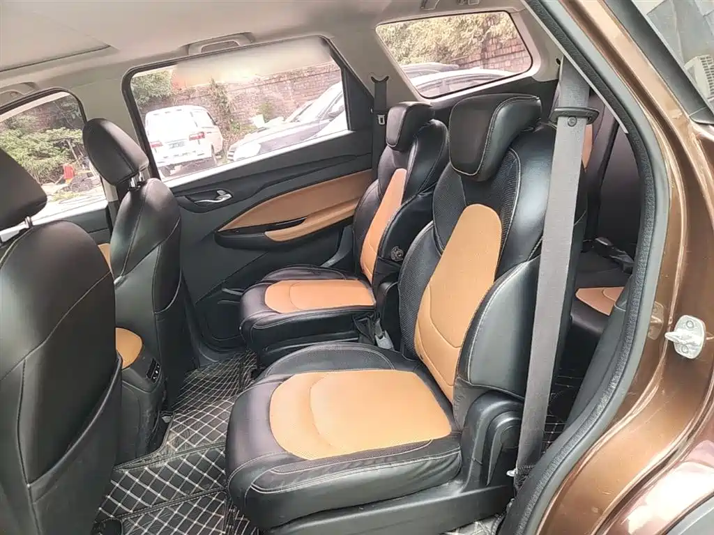 Wuling Motors Wuling Hongguang S3 2018 2018 1.5L Manual Luxury China V