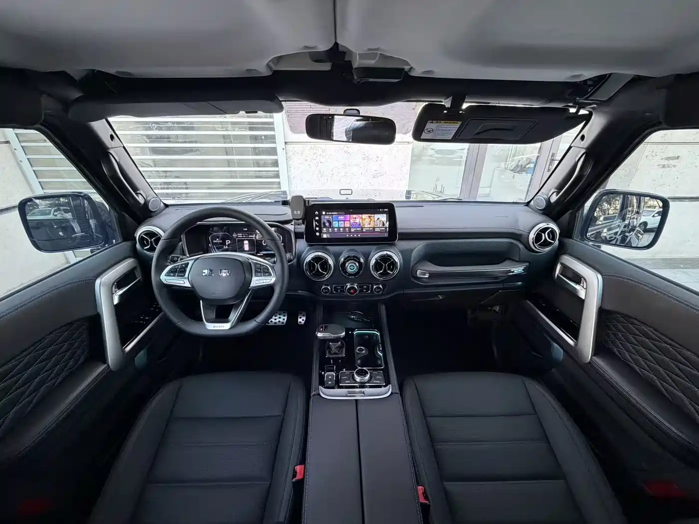 BAIC ORV Beijing Offroad BJ40 2024 2.0T Urban Hunter Glory Edition фото 9