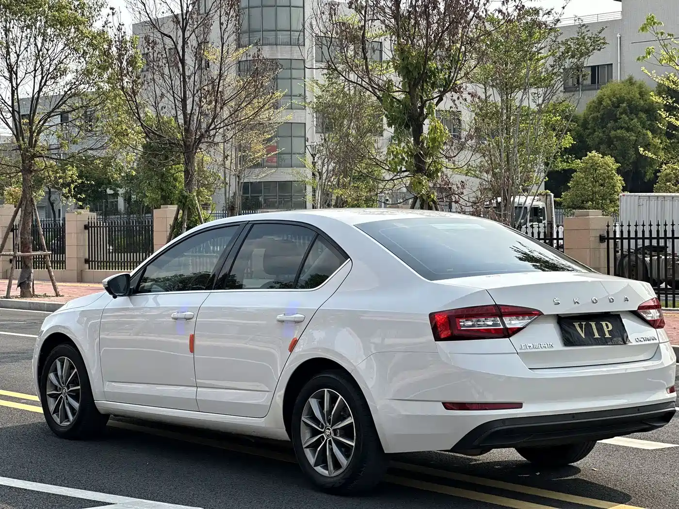 Škoda Octavia 2022 1.5L Automatic Comfort Edition фото 7