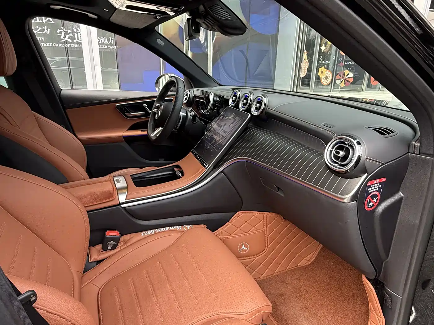 Mercedes-Benz GLC 2025 GLC 300 L 4MATIC Luxury 5-seater фото 11