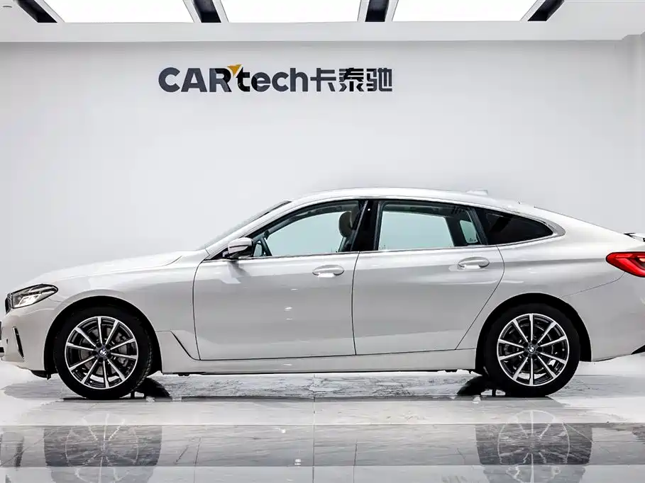 BMW 6 Series GT 2022 Model 630i Luxury Design Package фото 3