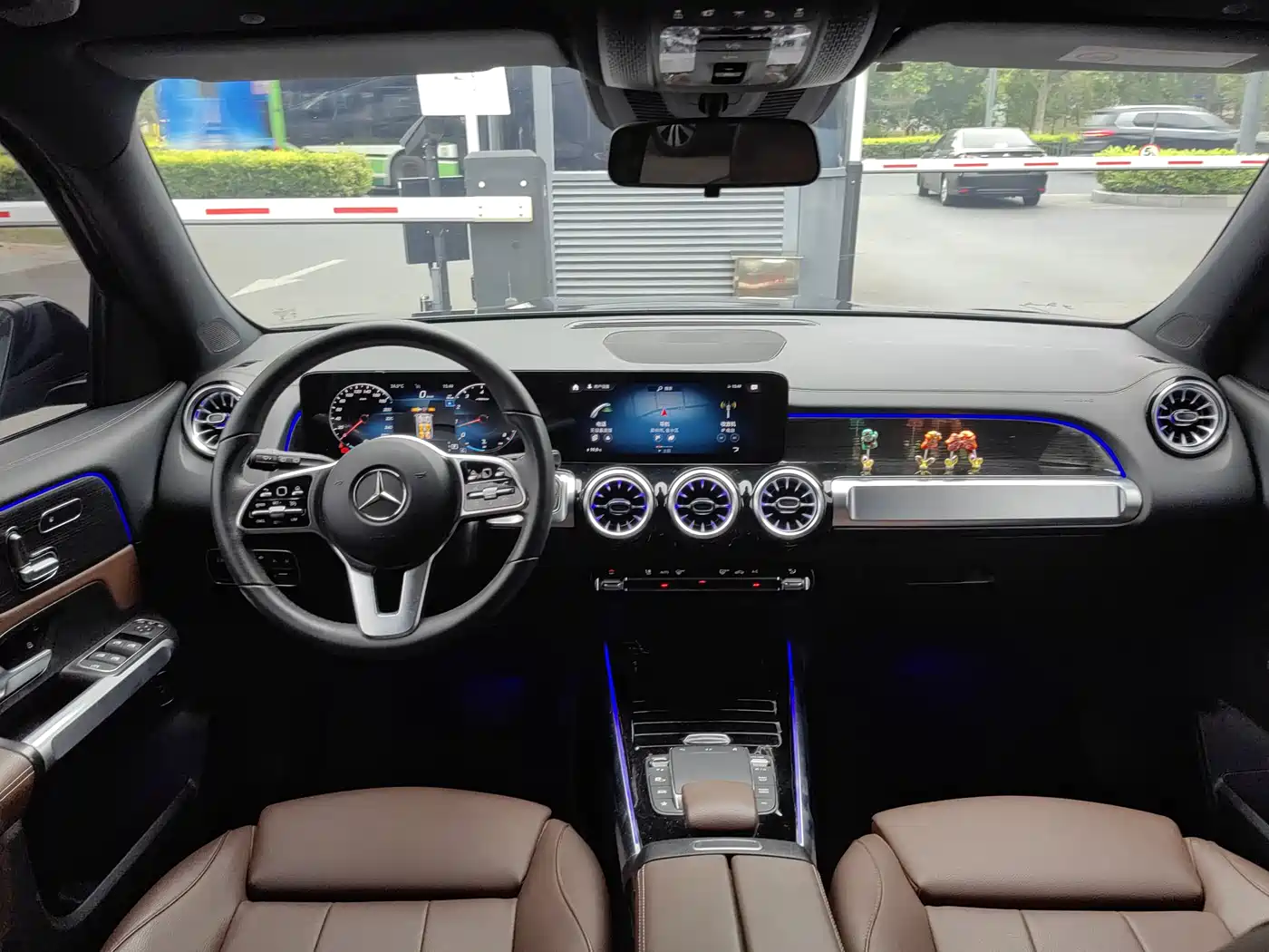 Mercedes-Benz GLB 2023 GLB 220 4MATIC фото 12