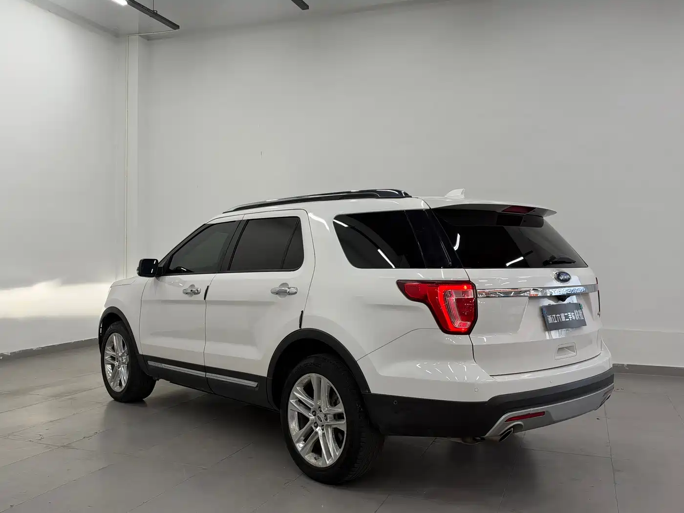 Ford Explorer (Import) 2018 2017 2.3T Elite Edition