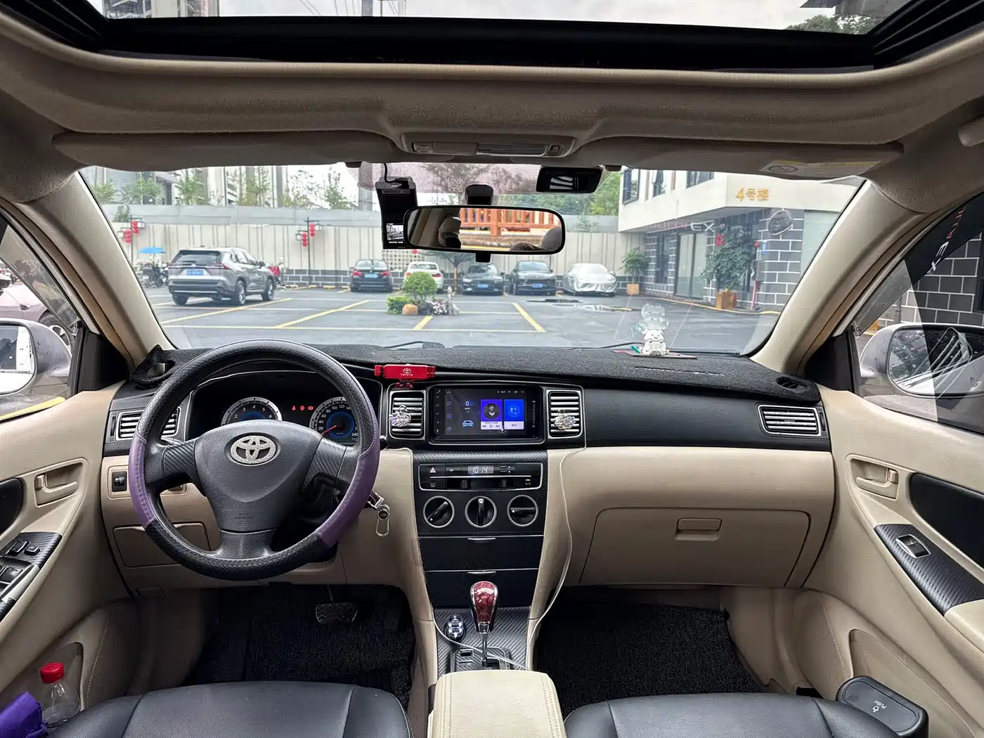 Toyota Corolla 2013 1.6L Automatic Luxury фото 6