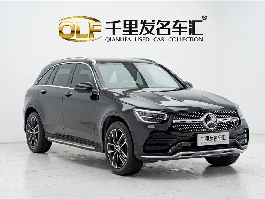 Mercedes-Benz GLC 2022 Facelift GLC 260 L 4MATIC Luxury Model фото 3