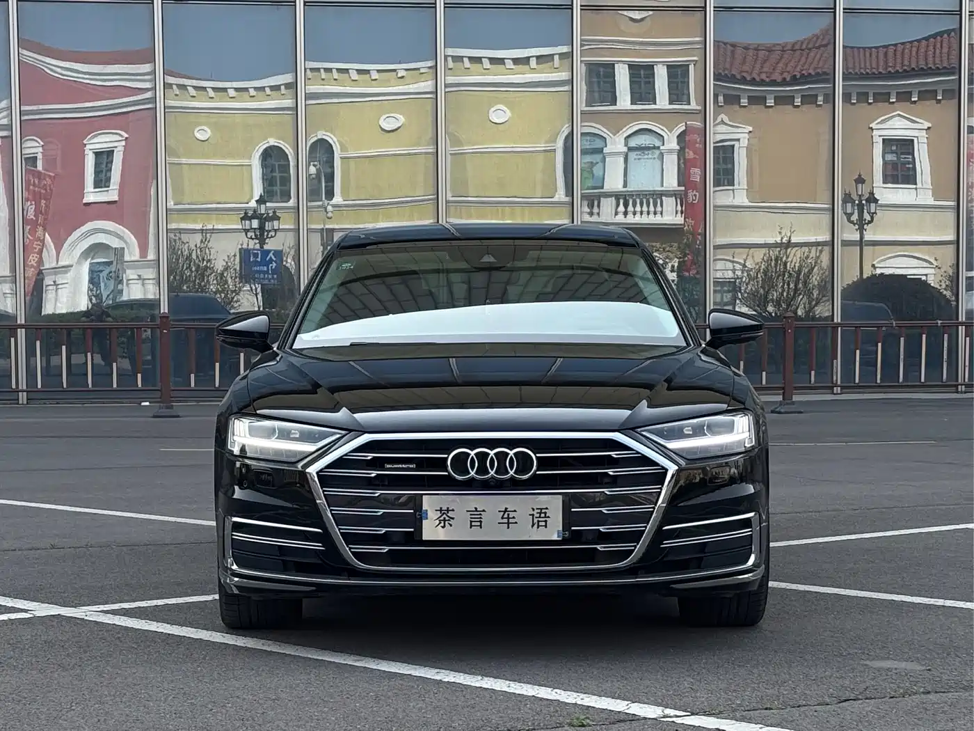 Audi A8 2019 Plus A8L 55 TFSI quattro Luxury фото 2