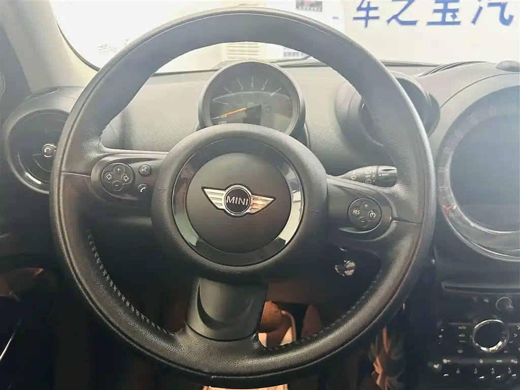MINI Paceman 2015 2013 1.6L COOPER