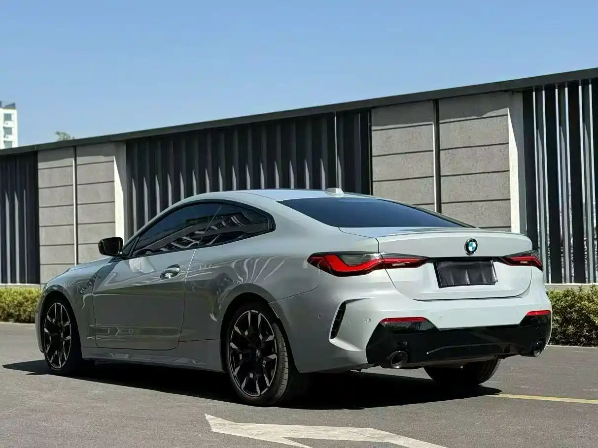 BMW 4 Series 2024 430i M Sport Shadow Edition фото 9