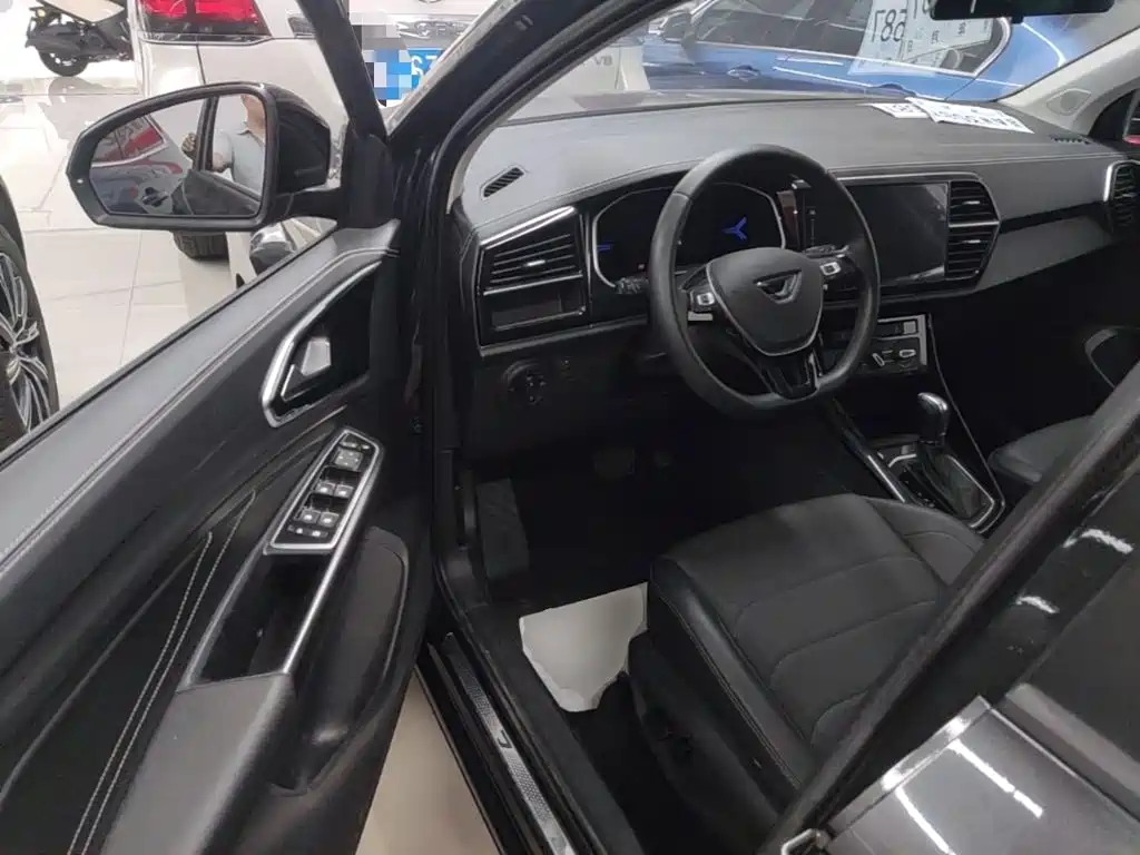 Фото 16 - Jetta VS7