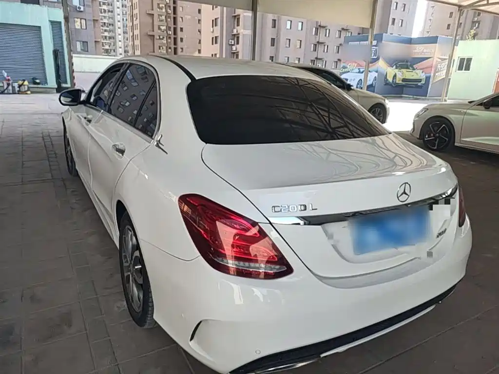 Mercedes-Benz C-Class 2015 Facelift C 180 L Sport фото 5