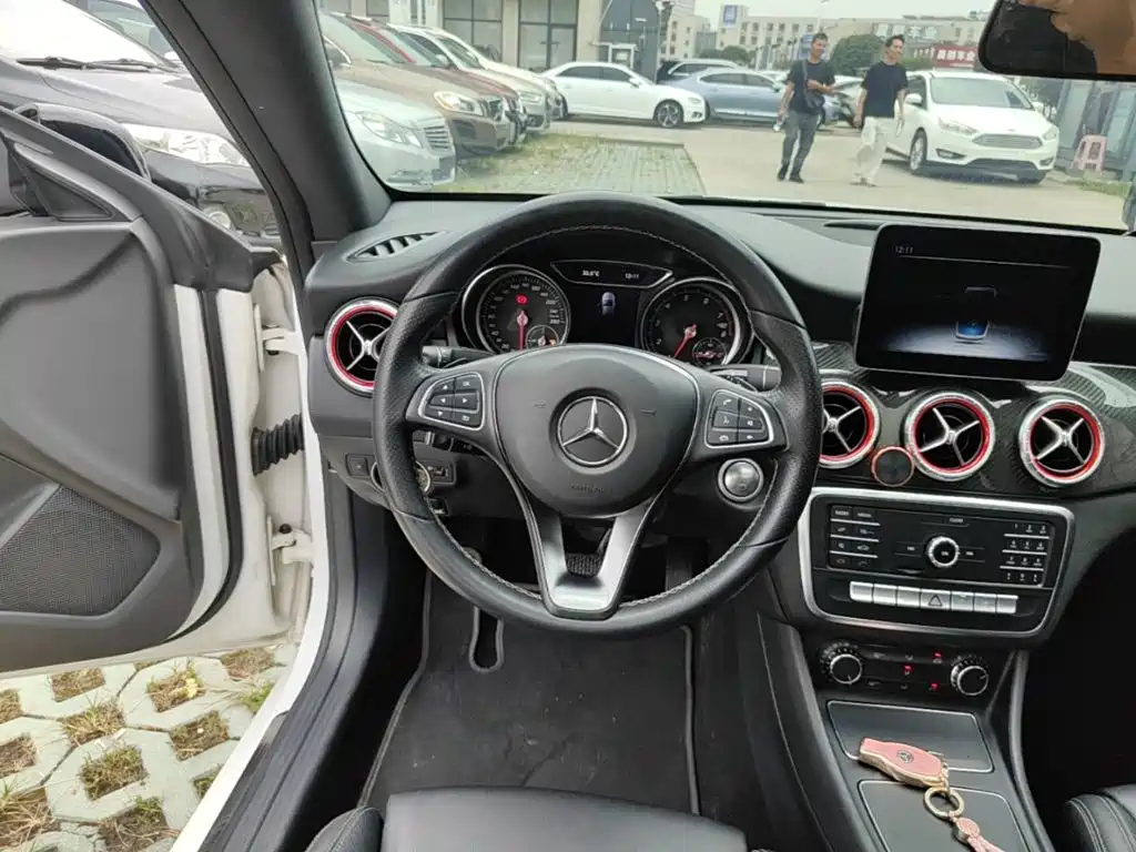 Mercedes-Benz CLA (Import) 2018 2018 CLA 200 Dynamic Edition