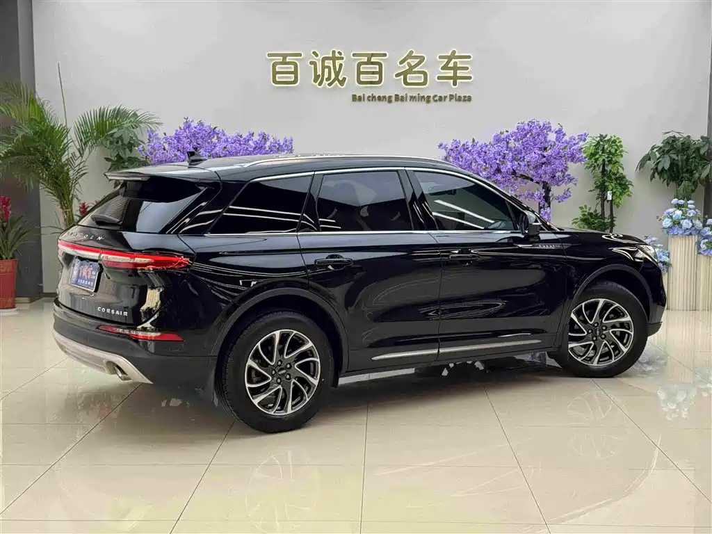 LINCOLN ADVENTURER