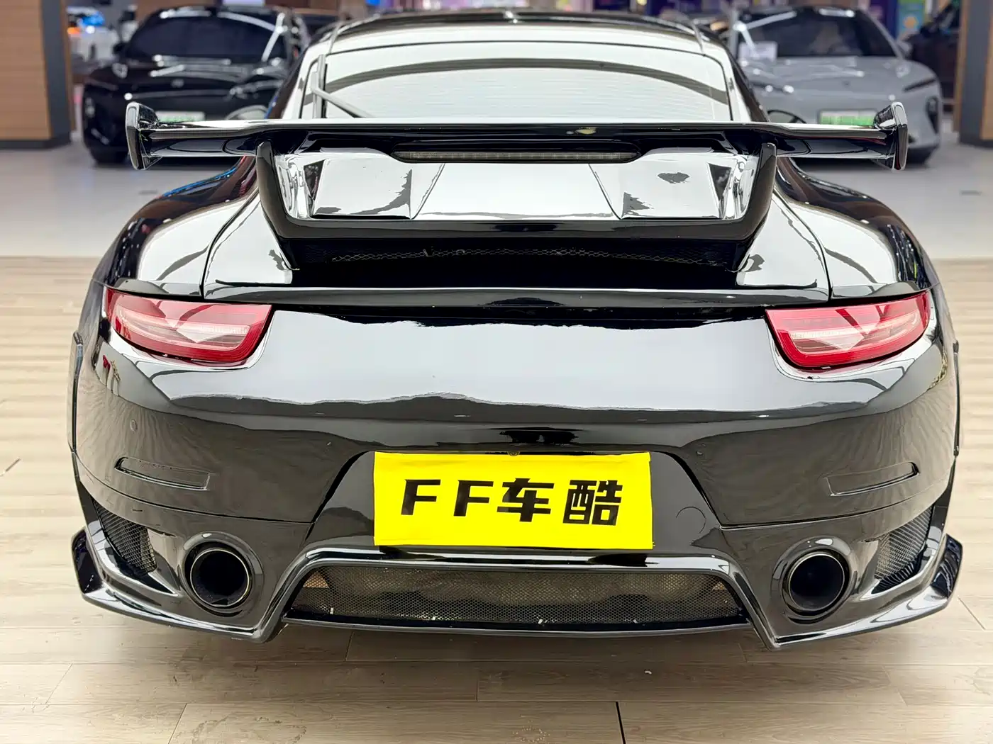 Porsche 911 2013 Carrera 4 3.4L фото 10