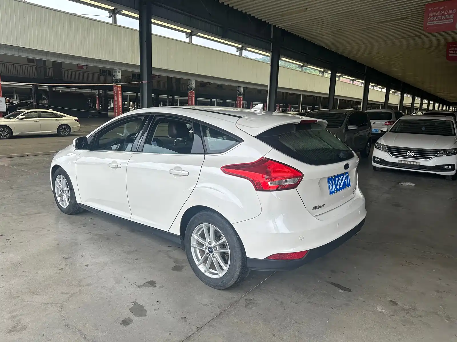 Фото 6 - Ford Focus