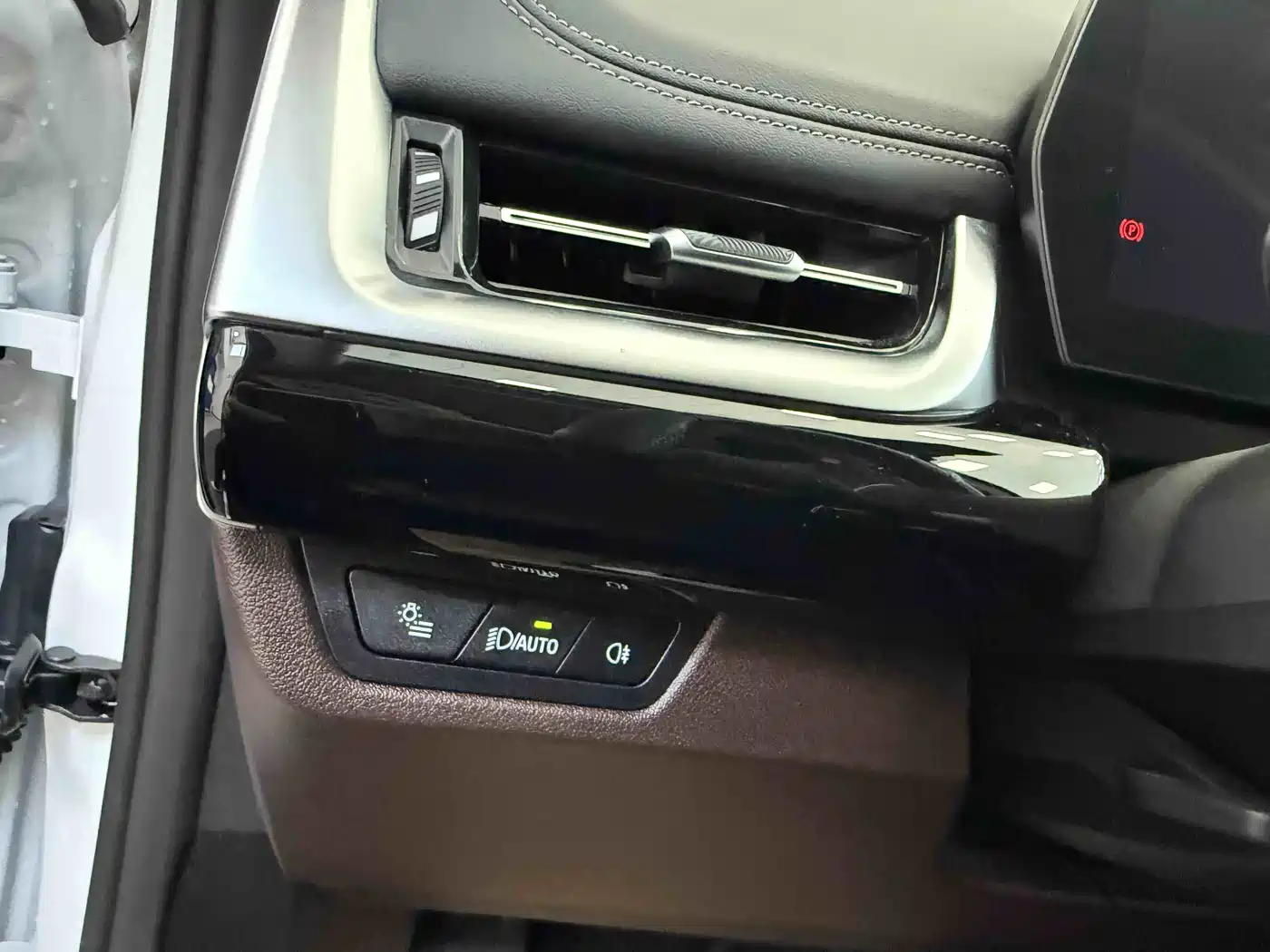 BMW X1 2024 sDrive20Li X Design Package фото 9