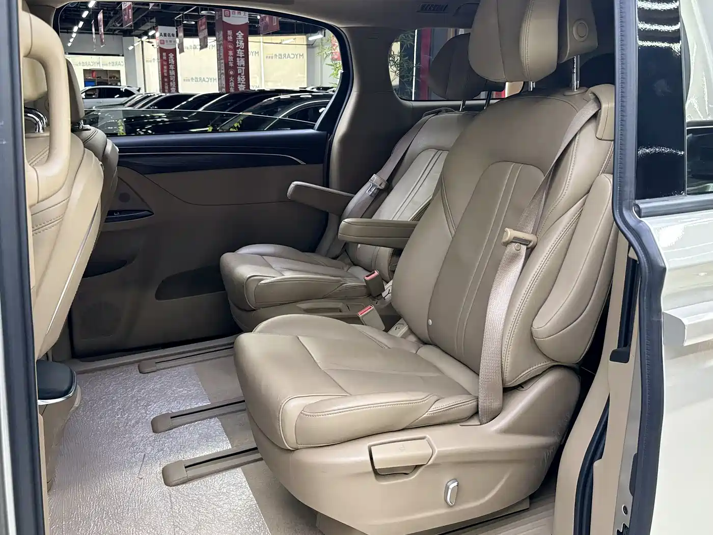 Buick GL8 2020 Model ES Landglory 653T Premium фото 8