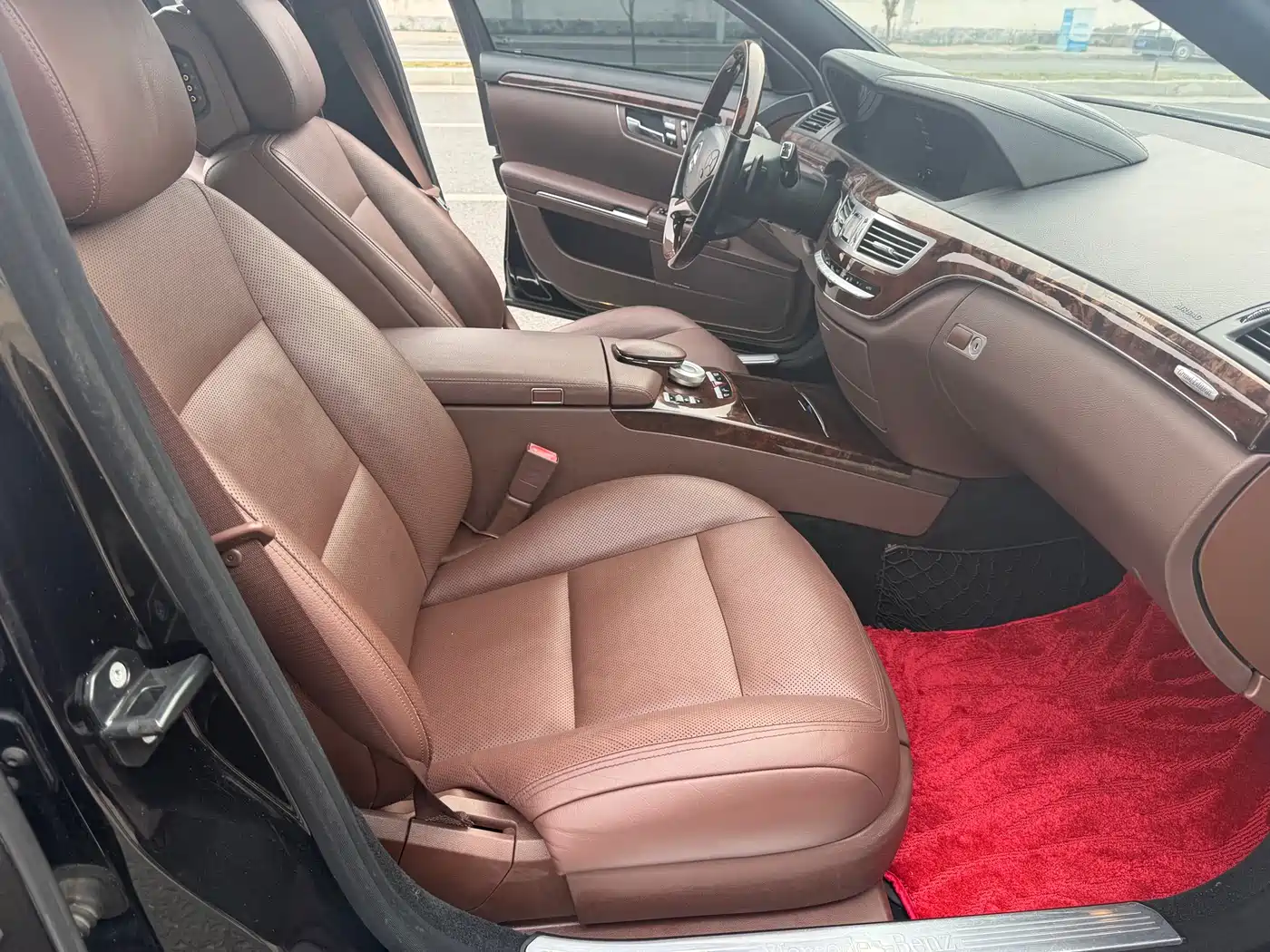 Mercedes-Benz S-Class 2012 S 300 L Luxury Grand Edition фото 7
