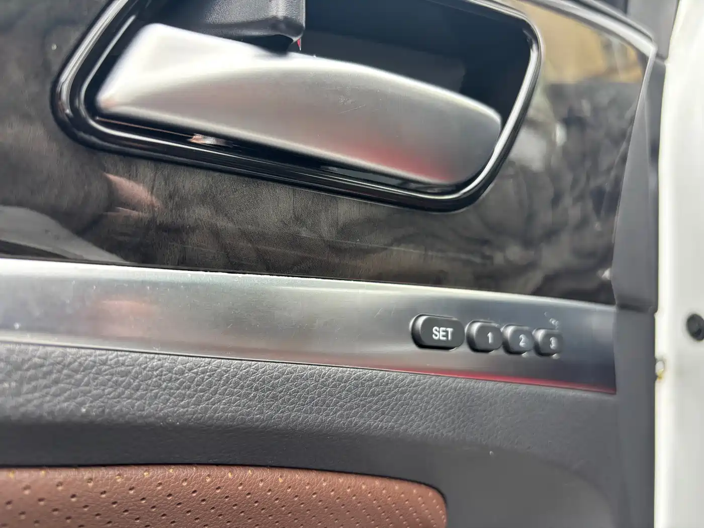 BYD Tang New Energy 2015 2.0T 4WD Flagship фото 7