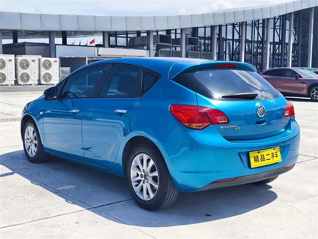 Buick Excelle 2013 Model XT 1.6L Automatic Fashion фото 7