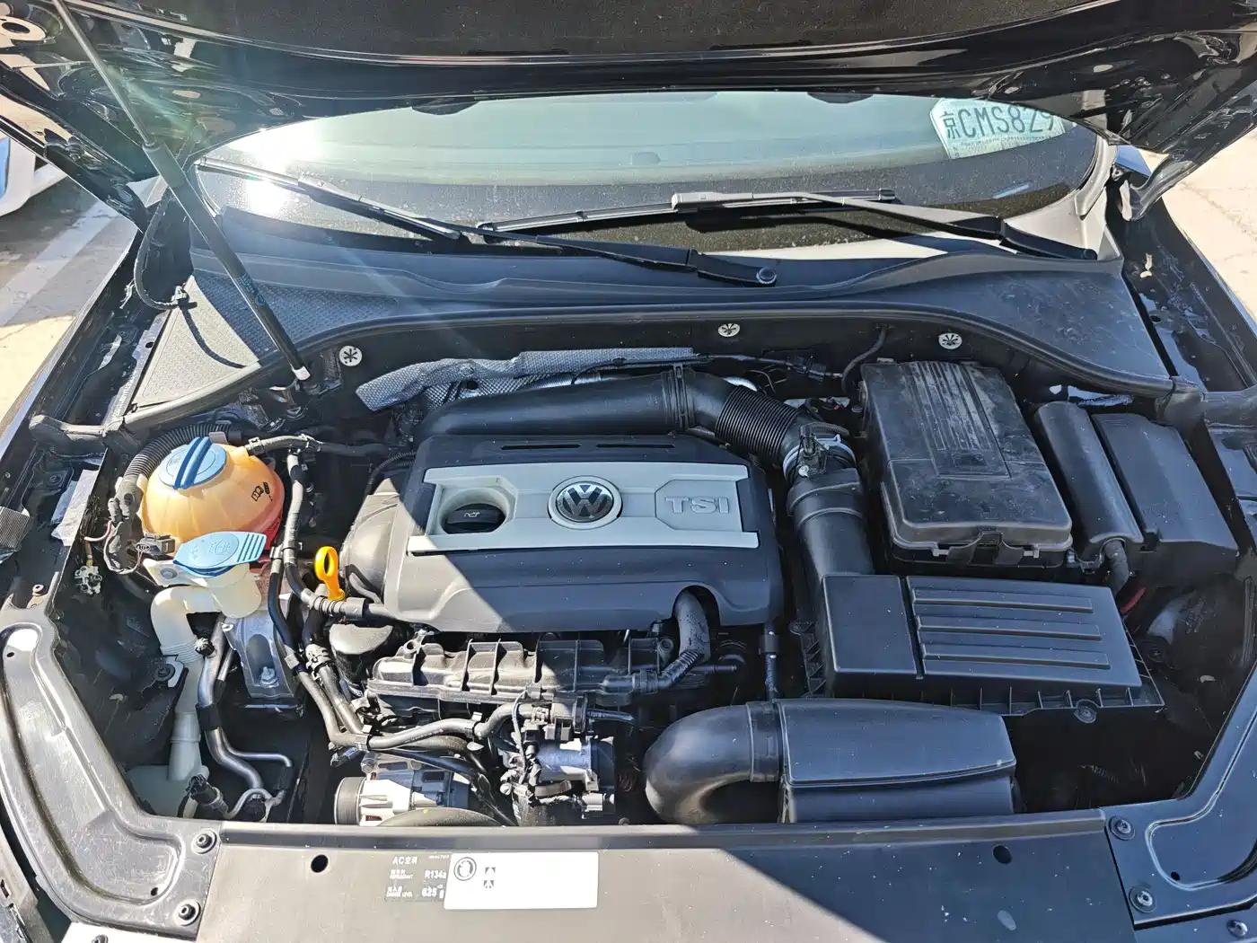 Volkswagen Passat 2015 1.8TSI Automatic Prestige Edition фото 17