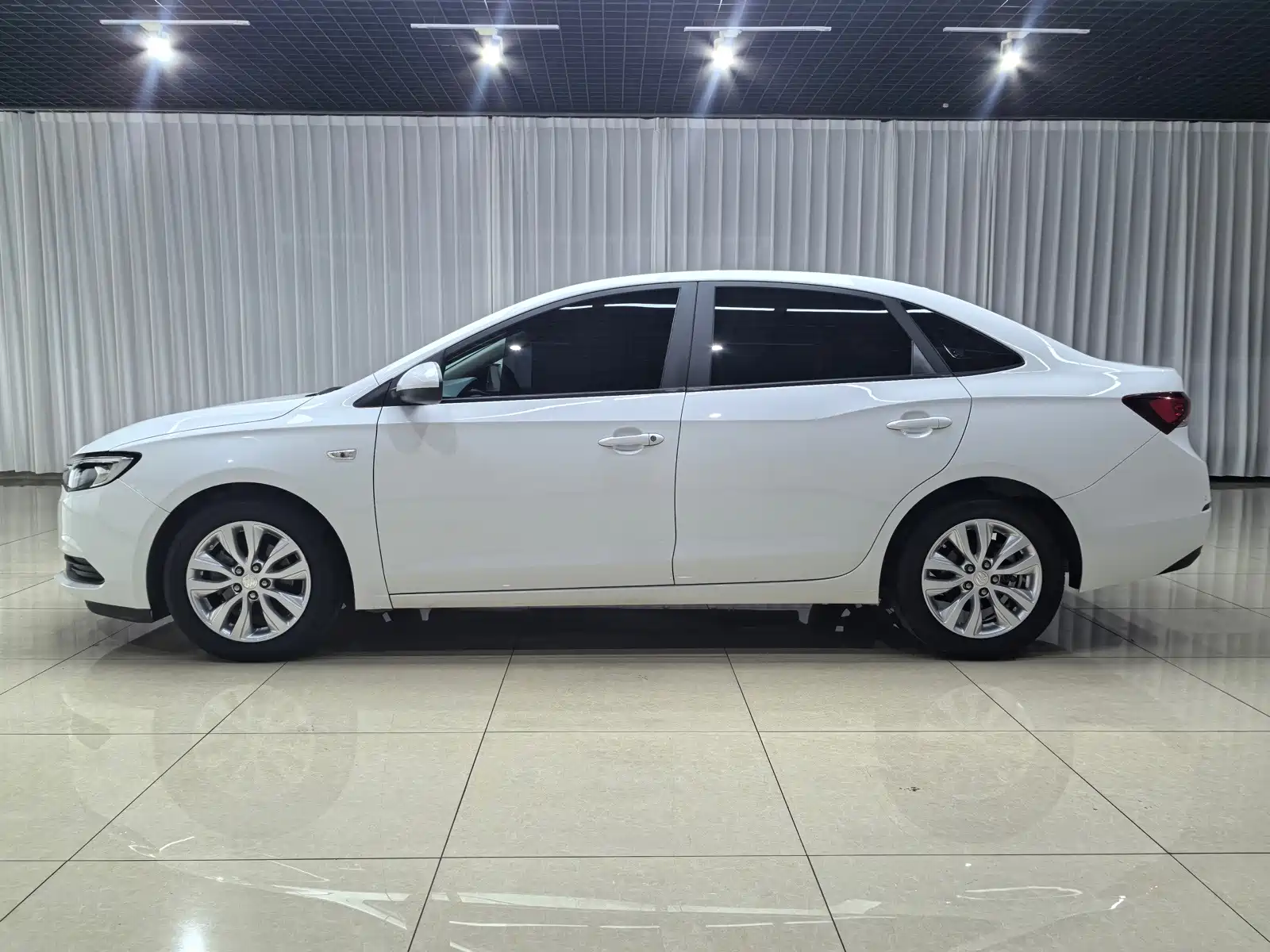 Фото 8 - Buick Excelle