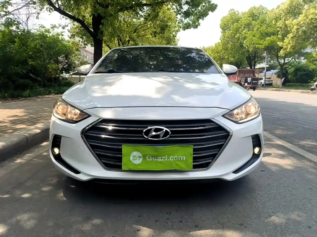 Hyundai Elantra 2018 1.4T DCT Dynamic·Vitality Model фото 3