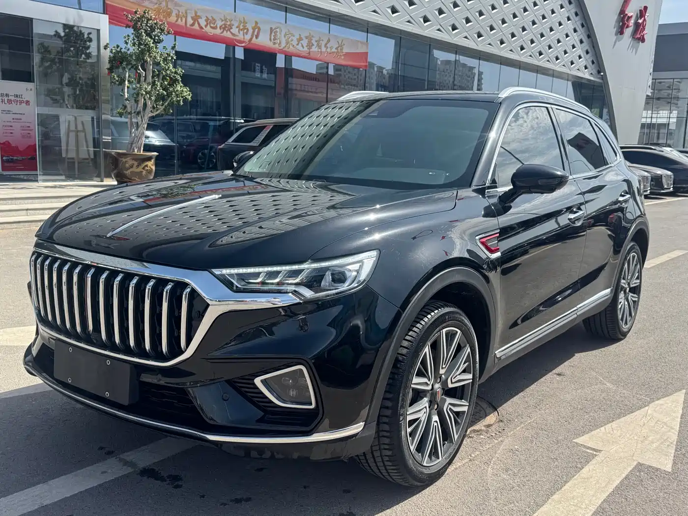 Hongqi HS5 2022 2.0T Smart Connect Flagship AWD Edition