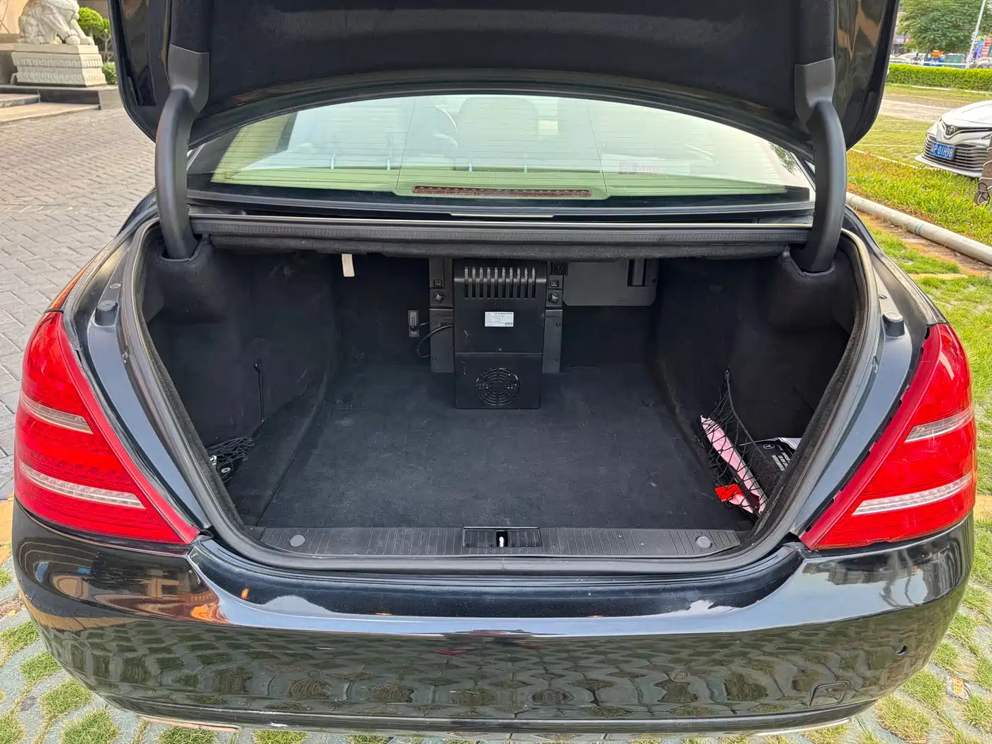 Mercedes-Benz S-Class 2010 S 350 L Luxury фото 20