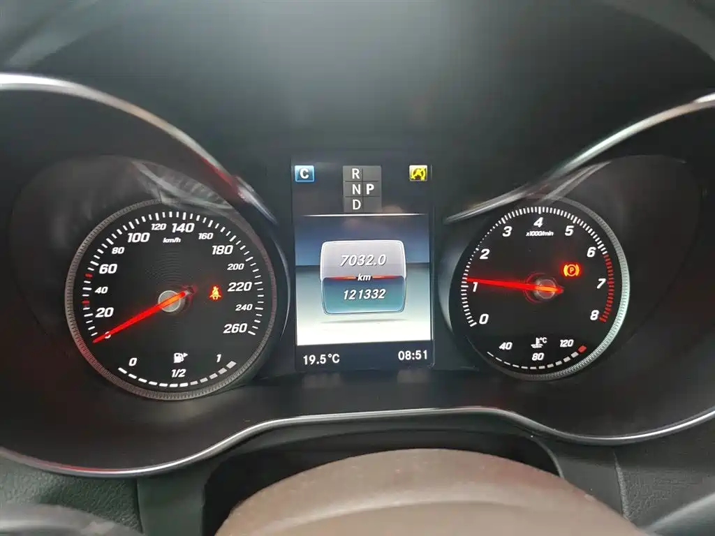 Mercedes-Benz GLC 2017 GLC 260 4MATIC Dynamic фото 8