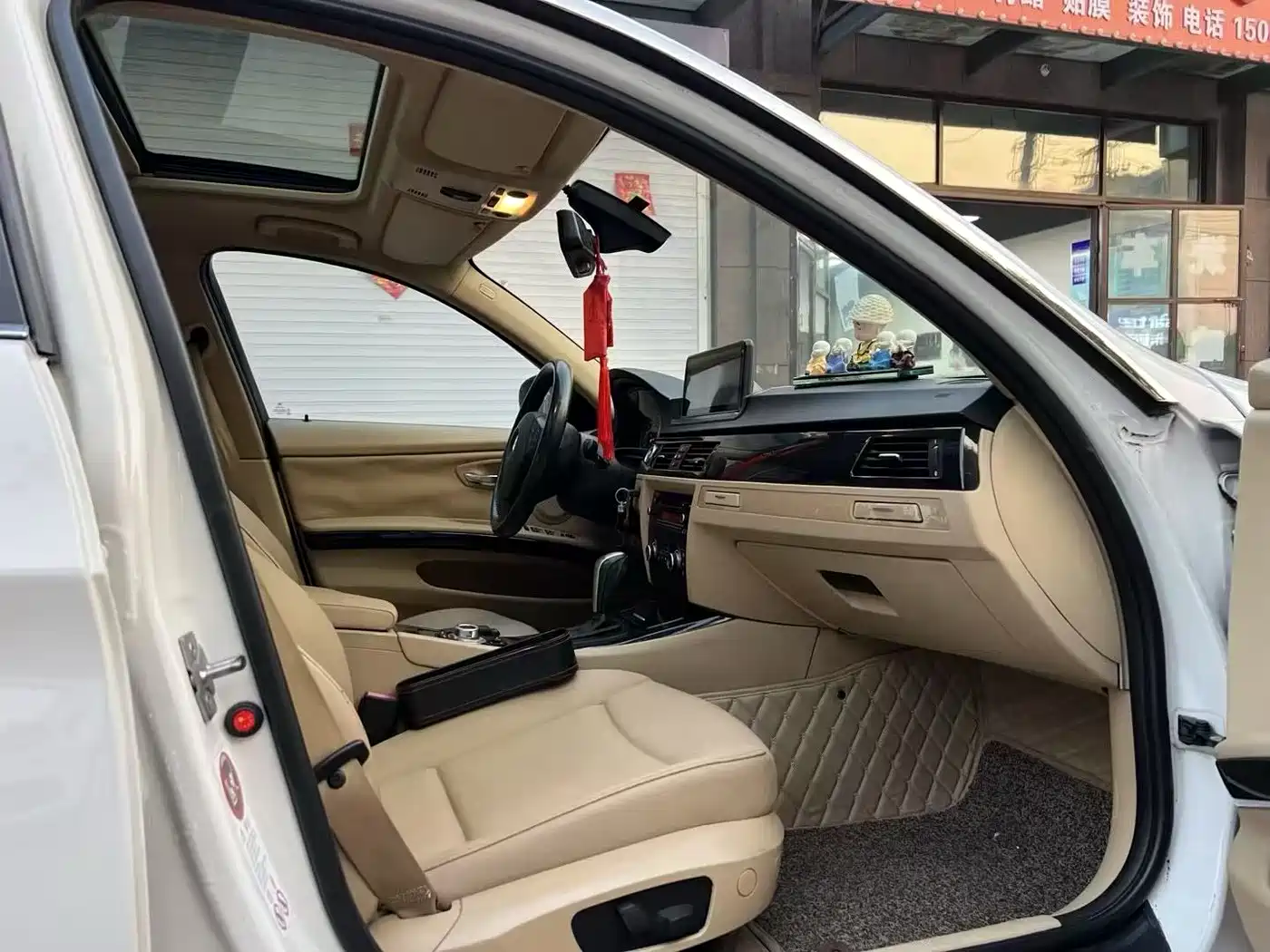 BMW 3 Series (Import) 2012 318i Leading фото 8