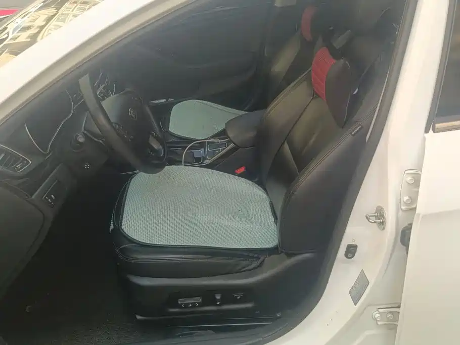 Kia K7 2014 2013 2.4L Elite China IV
