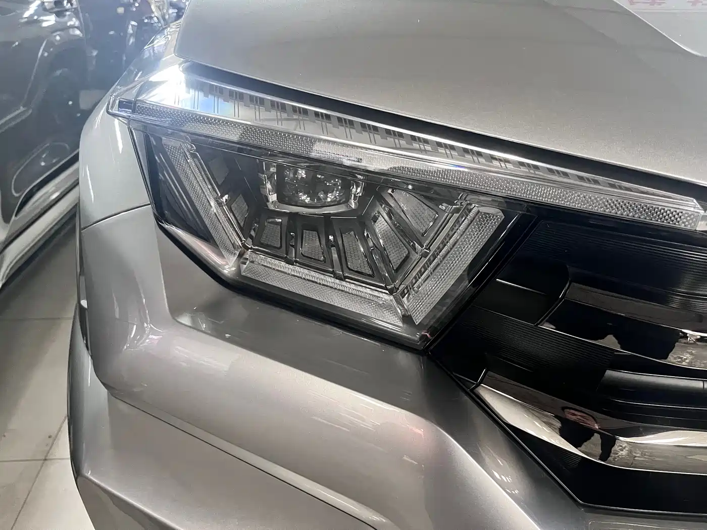 TANK TANK 400 NEW ENERGY