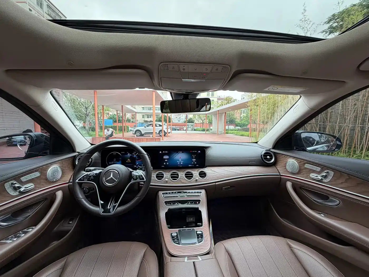 Mercedes-Benz E-Class 2023 Facelift E 300 L Luxury фото 13