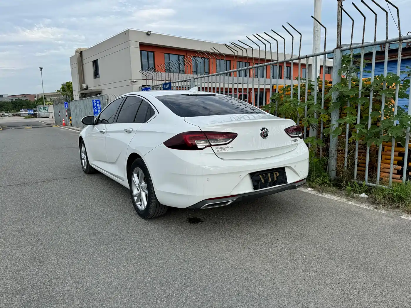 BUICK REGAL