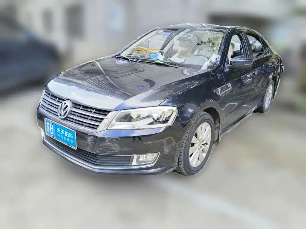 Photo 1 - Volkswagen Lavida