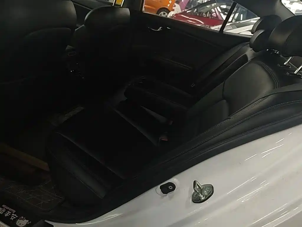 Kia K4 2015 1.8L Automatic DLX Special фото 17