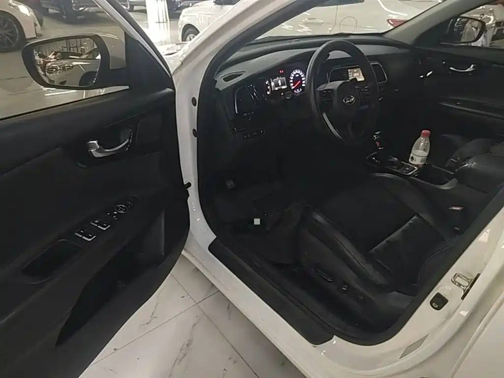 Kia K4 2015 1.8L Automatic DLX Special фото 16
