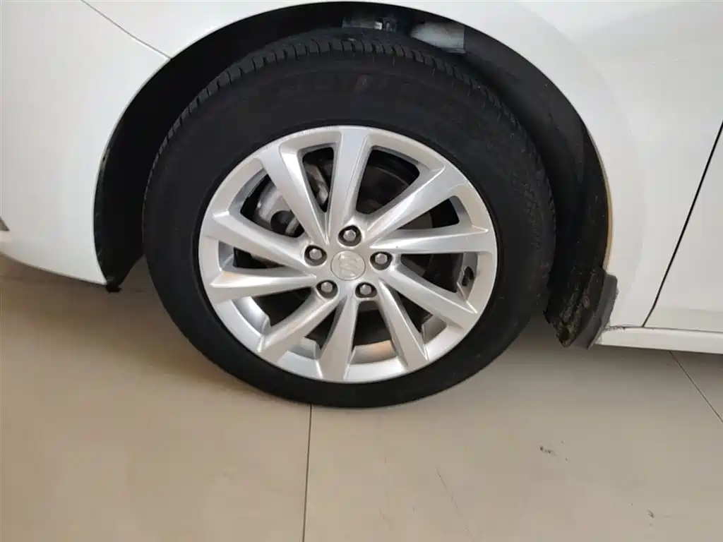 Buick Verano 2018 Sedan 15S Automatic Leading фото 23