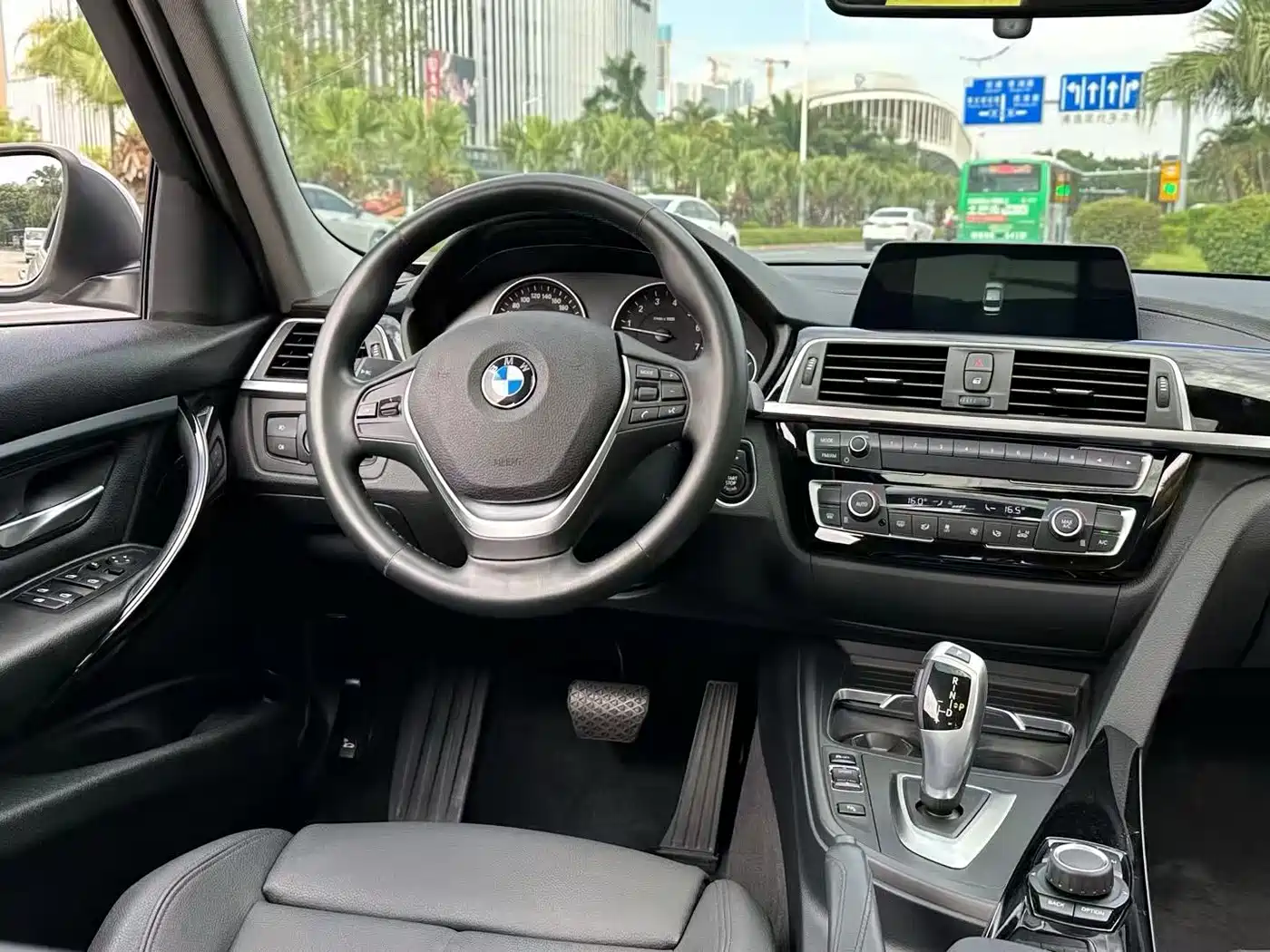 BMW 3 Series 2018 320Li Fashion Style фото 9