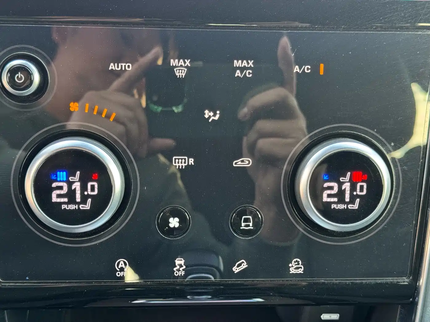 Land Rover Discovery Sport 2020 249PS R-Dynamic Performance Tech 5-seater фото 26